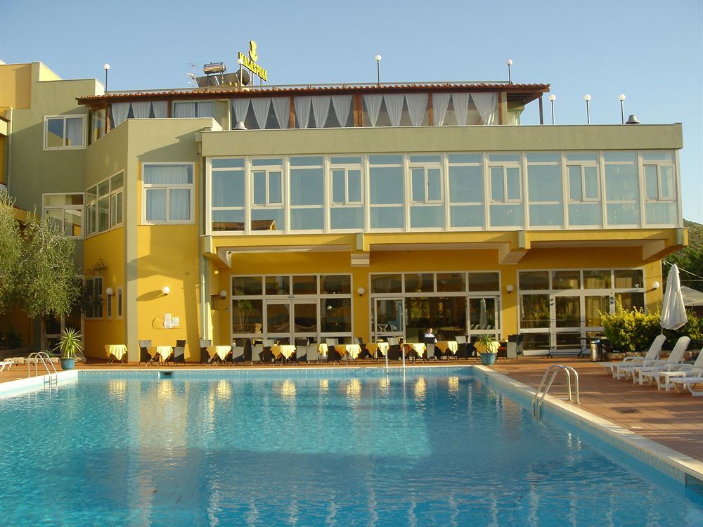 Club Malaspina Bosa Exteriér fotografie